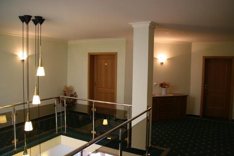 Hotel Garni Seeschloesschen Kolpinsee